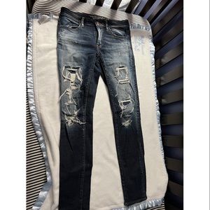 A&E dark washed distressed jegging size 4